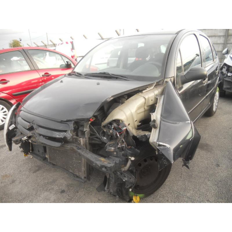 Attache ceinture arriere centrale CITROEN C3 1 Photo n°4