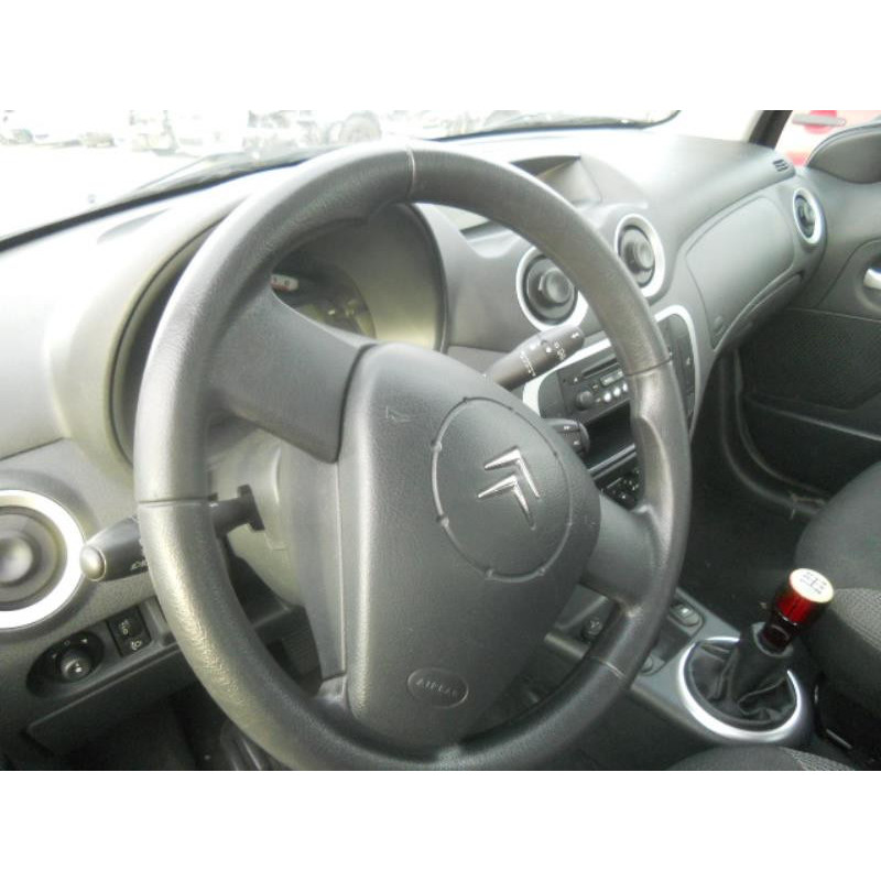 Attache ceinture arriere centrale CITROEN C3 1 Photo n°8