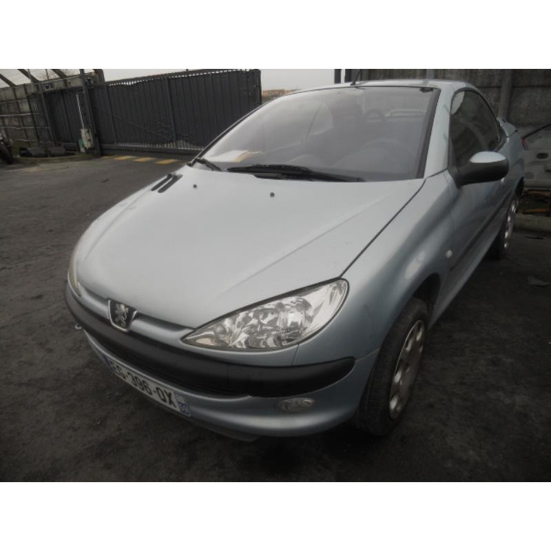 Pretensionneur de ceinture avant droit PEUGEOT 206 Photo n°4