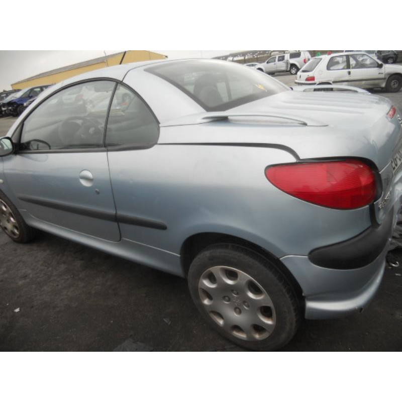 Pretensionneur de ceinture avant droit PEUGEOT 206 Photo n°8