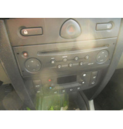 Poignee interieur avant droit RENAULT CLIO 2