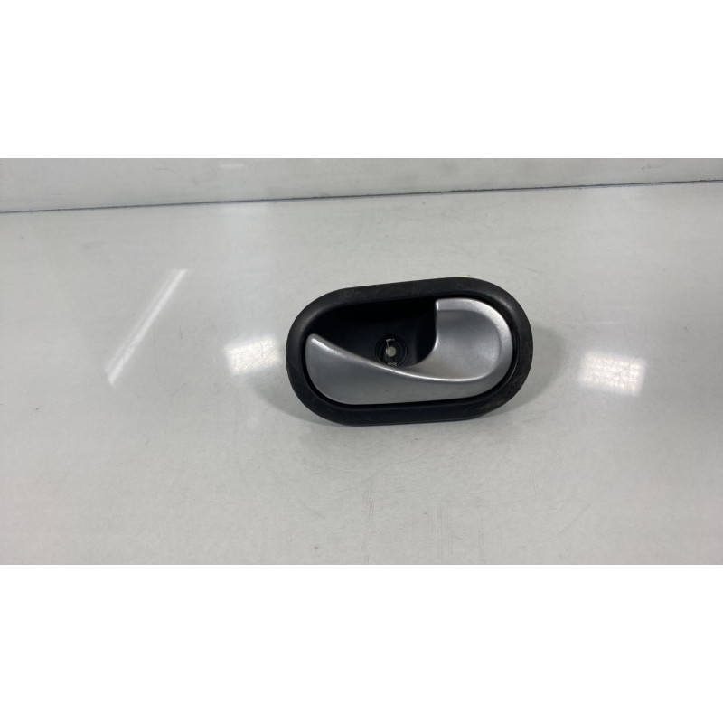 Poignee interieur avant droit RENAULT TWINGO 2 Photo n°1