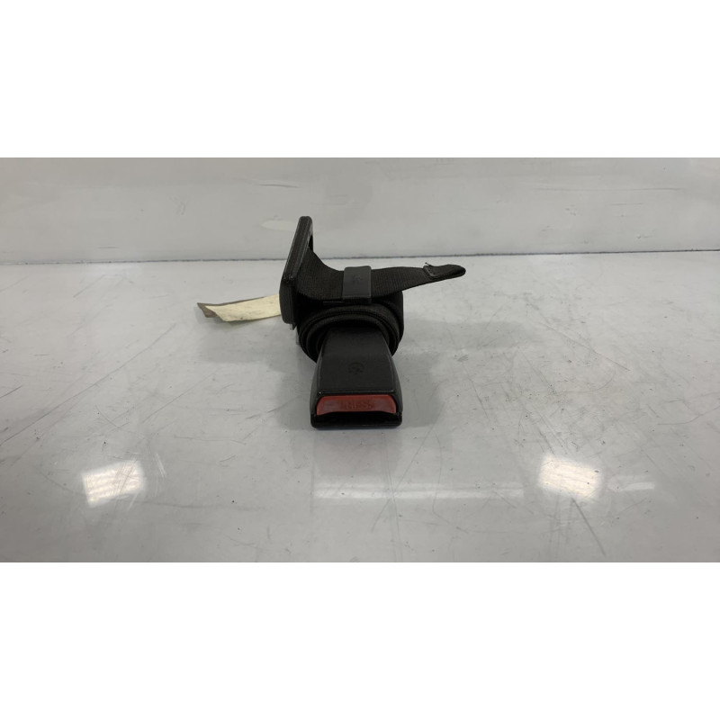 Attache ceinture arriere gauche BMW SERIE 3 E46 Photo n°1