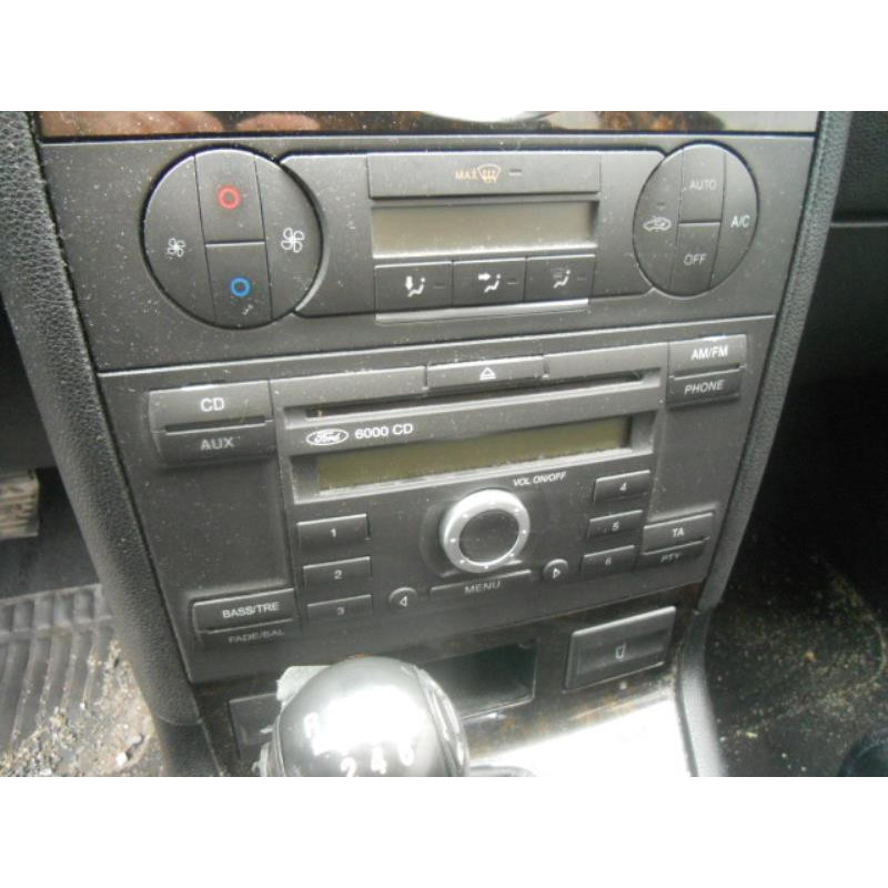 Bouton de warning FORD MONDEO 2 Photo n°10