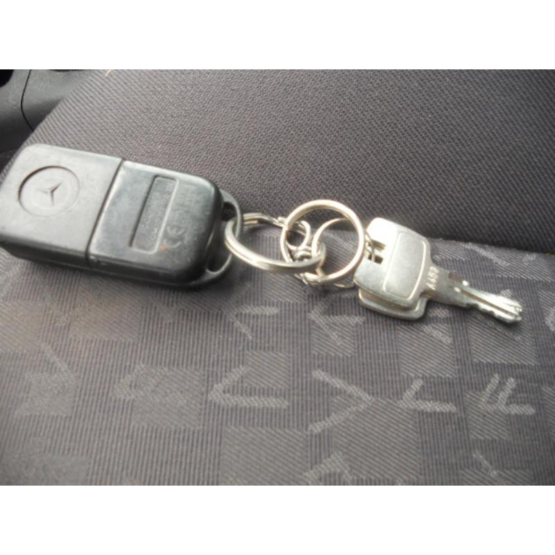 Poignee porte arriere gauche MERCEDES CLASSE A 168 Photo n°12