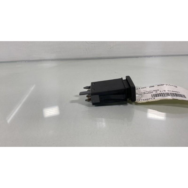 Bouton de warning FORD GALAXY 1 Photo n°2
