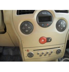 Poignee interieur avant droit RENAULT GRAND MODUS