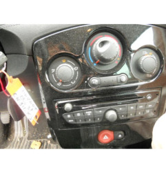 Poignee interieur avant droit RENAULT CLIO 3