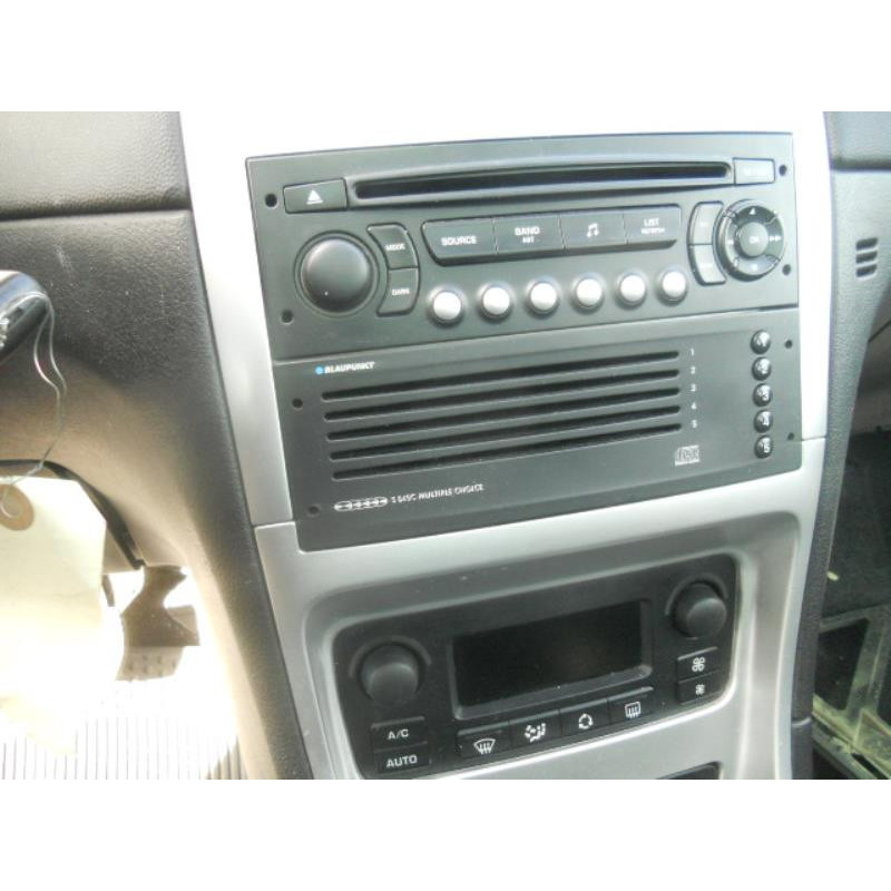 Bouton de warning PEUGEOT 307 Photo n°9