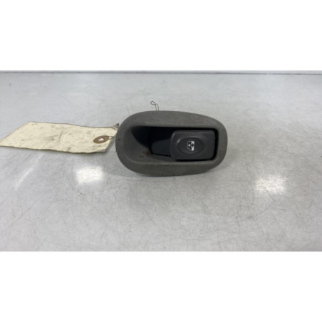 Interrupteur de leve vitre arriere gauche RENAULT SCENIC 1 Photo n°1