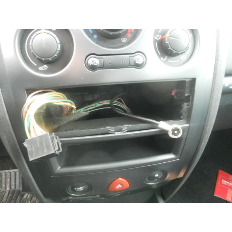 Bouton de warning RENAULT MEGANE 2 Photo n°9