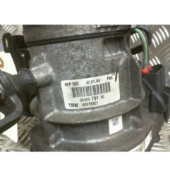 Pompe de direction PEUGEOT 308 1