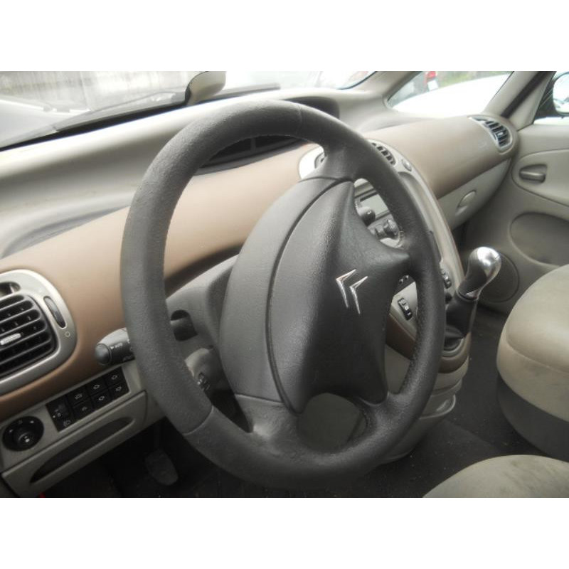 Interrupteur de leve vitre arriere gauche CITROEN XSARA PICASSO Photo n°8
