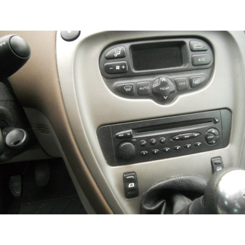 Interrupteur de leve vitre avant gauche CITROEN XSARA PICASSO Photo n°9