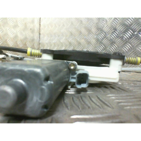 Leve vitre electrique avant droit PEUGEOT 307 Photo n°1