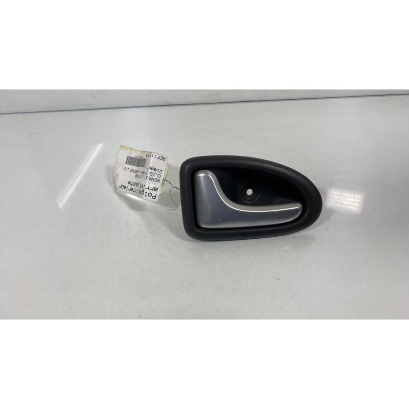 Poignee interieur arriere gauche RENAULT CLIO 2 CAMPUS Photo n°1