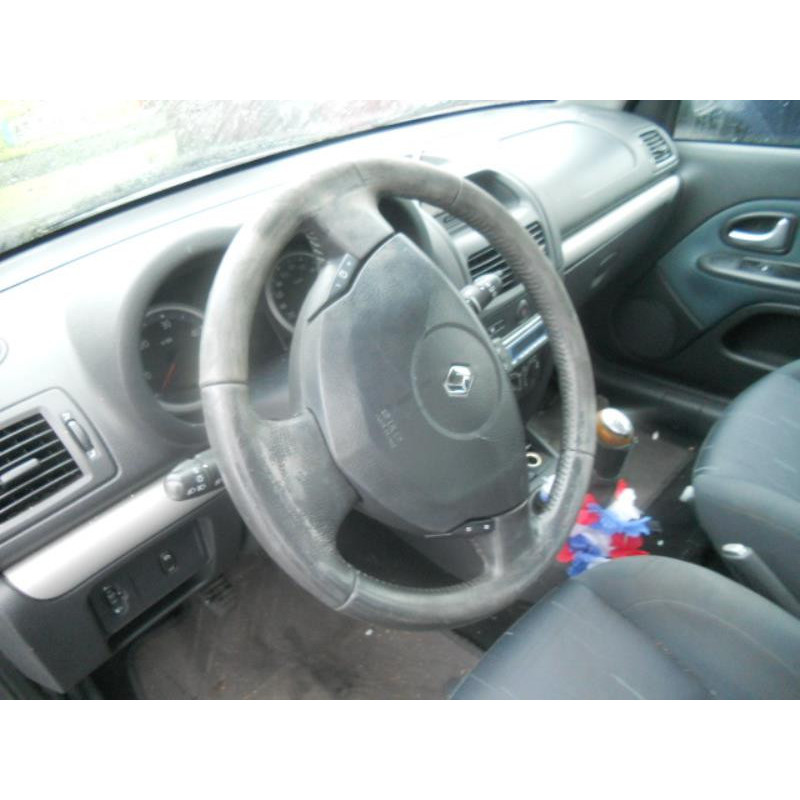 Poignee interieur arriere gauche RENAULT CLIO 2 CAMPUS Photo n°8