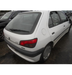 Poignee interieur avant droit PEUGEOT 306