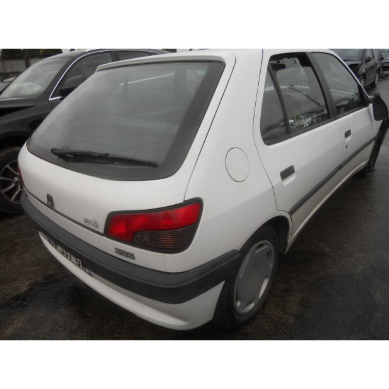 Poignee interieur avant droit PEUGEOT 306 Photo n°6