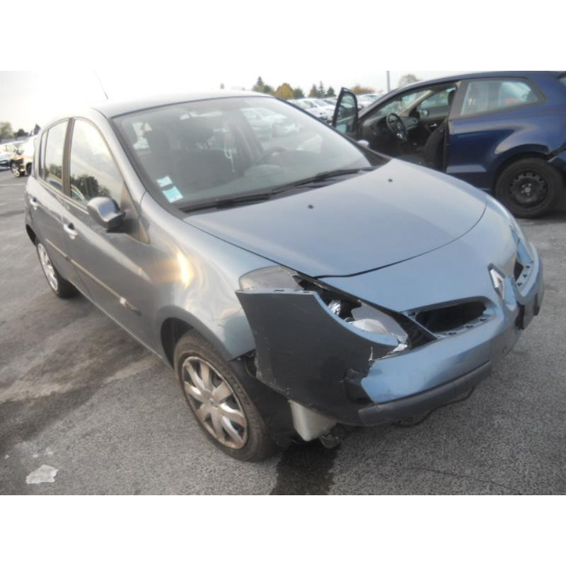 Capot RENAULT CLIO 3 Photo n°5