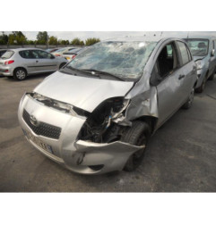 Serrure avant droit TOYOTA YARIS 2