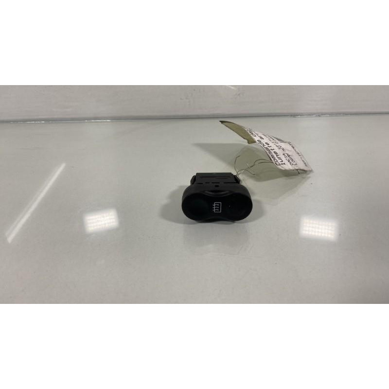 Commande degivrage lunette arriere DACIA LOGAN MCV 1 Photo n°1