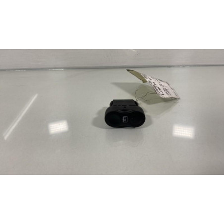 Commande degivrage lunette arriere DACIA LOGAN MCV 1 Photo n°1