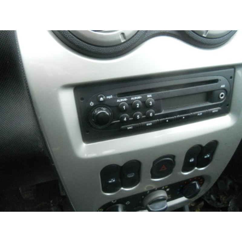 Commande degivrage lunette arriere DACIA LOGAN MCV 1 Photo n°10
