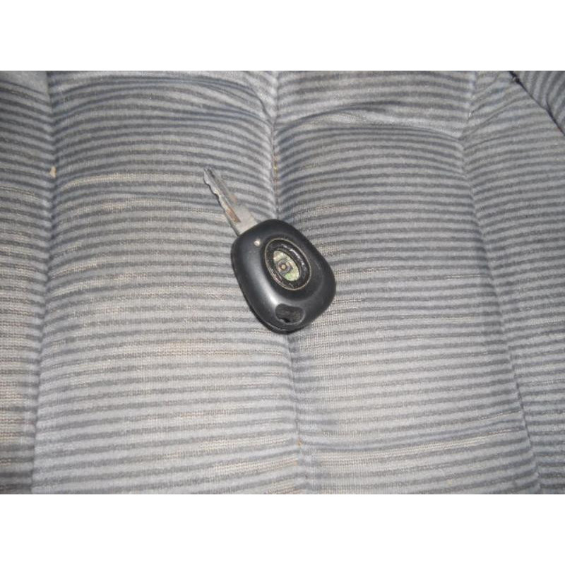 Interrupteur de leve vitre avant gauche RENAULT SAFRANE Photo n°10