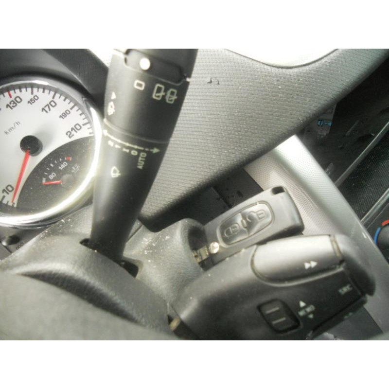 Bras essuie glace avant droit PEUGEOT 207 Photo n°9