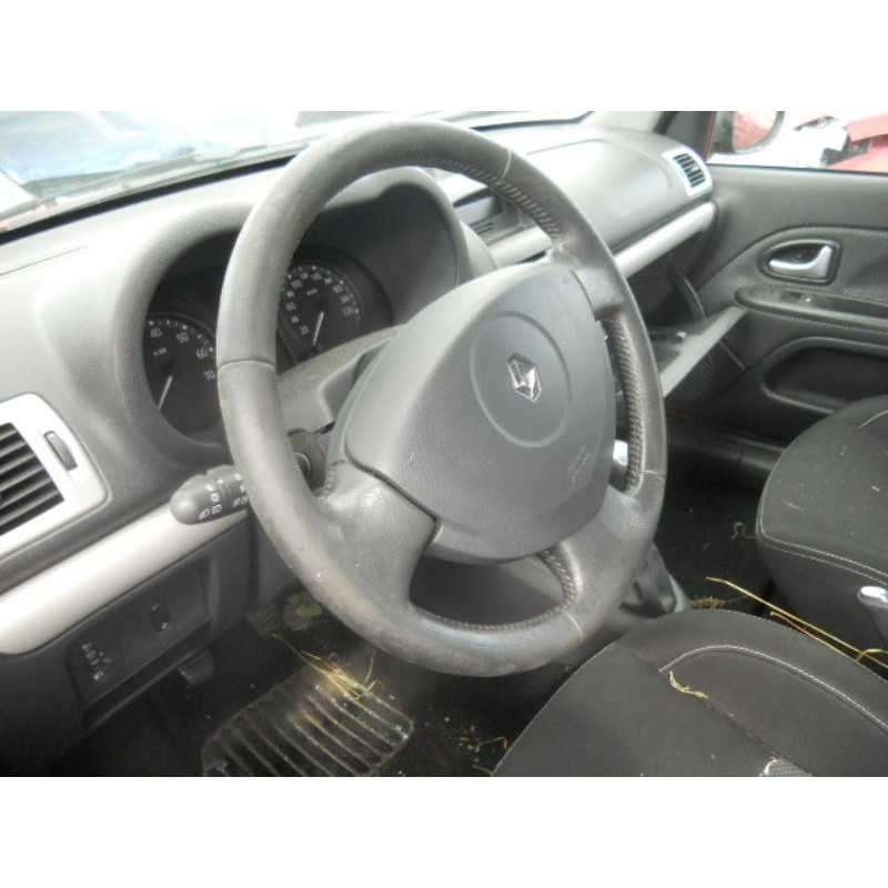 Poignee porte arriere gauche RENAULT CLIO 2 CAMPUS Photo n°8