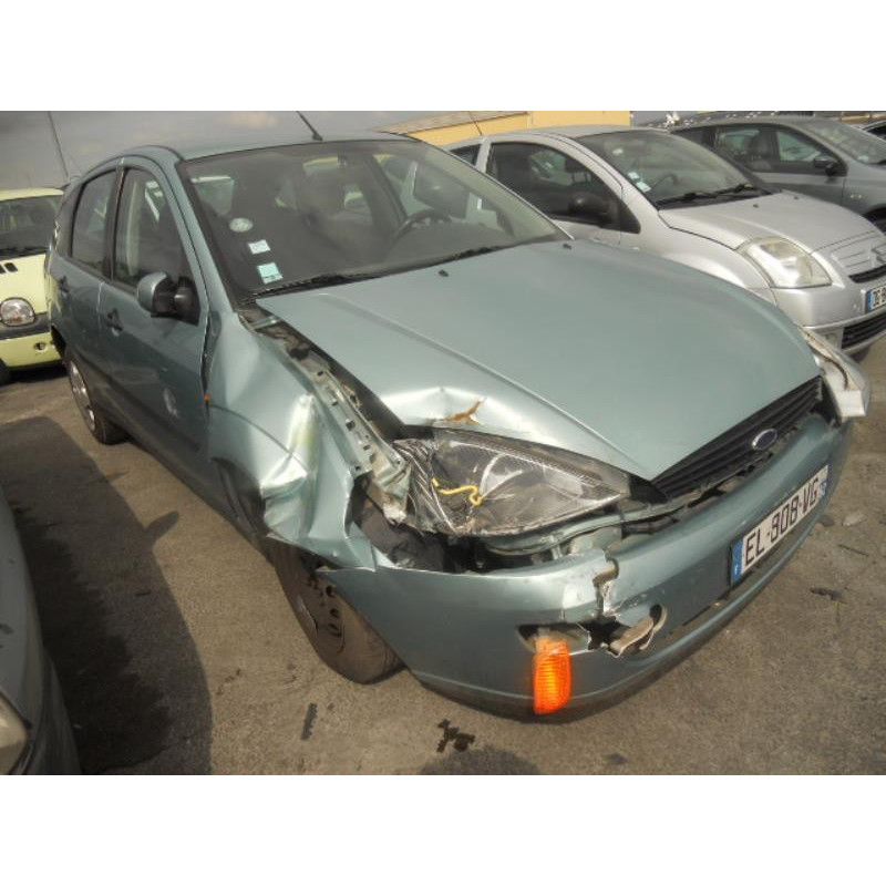 Bouton de warning FORD FOCUS 1 Photo n°5