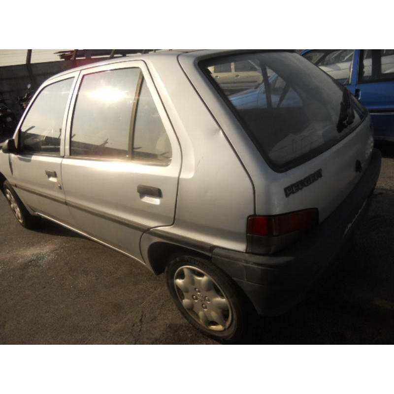Bras essuie glace avant droit PEUGEOT 106 Photo n°4