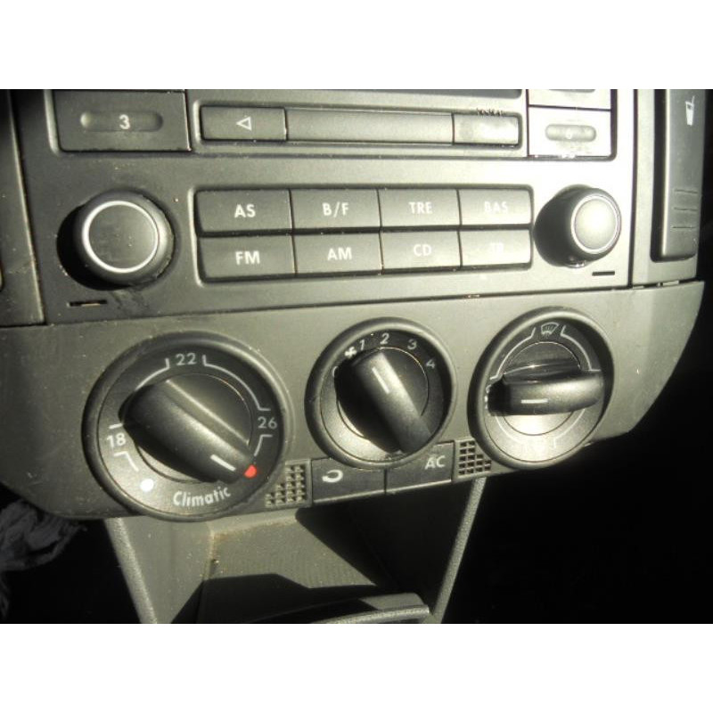 Bras essuie glace avant droit VOLKSWAGEN POLO 4 Photo n°7