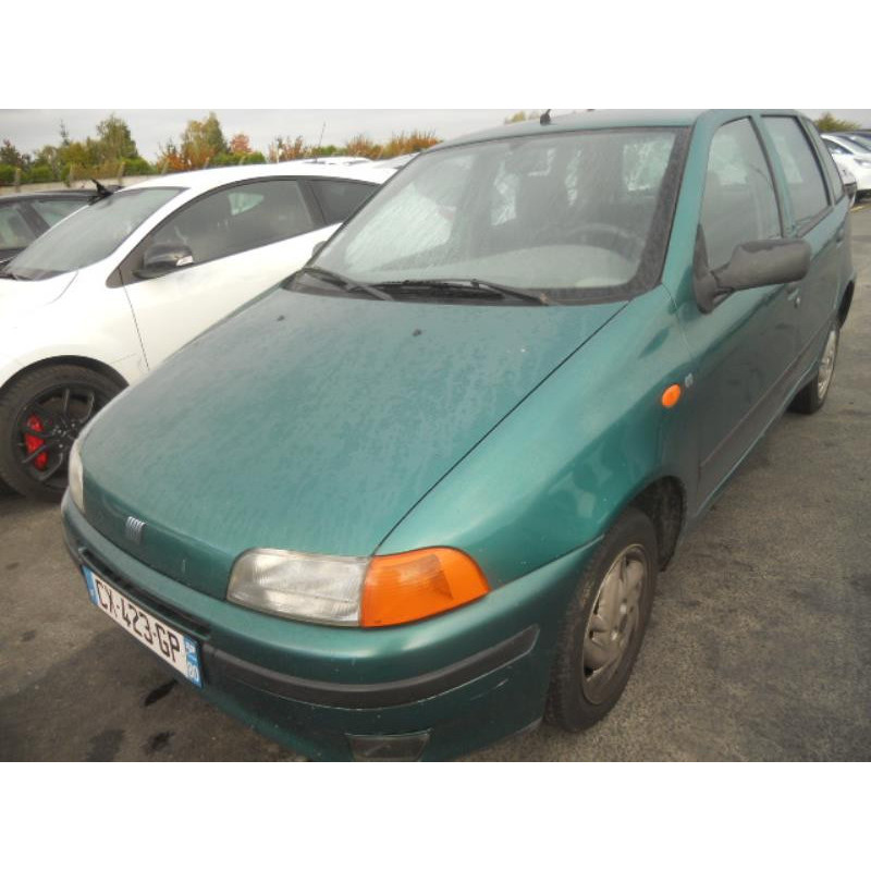 Optique avant secondaire gauche (feux)(clignotant) FIAT PUNTO 1 Photo n°4