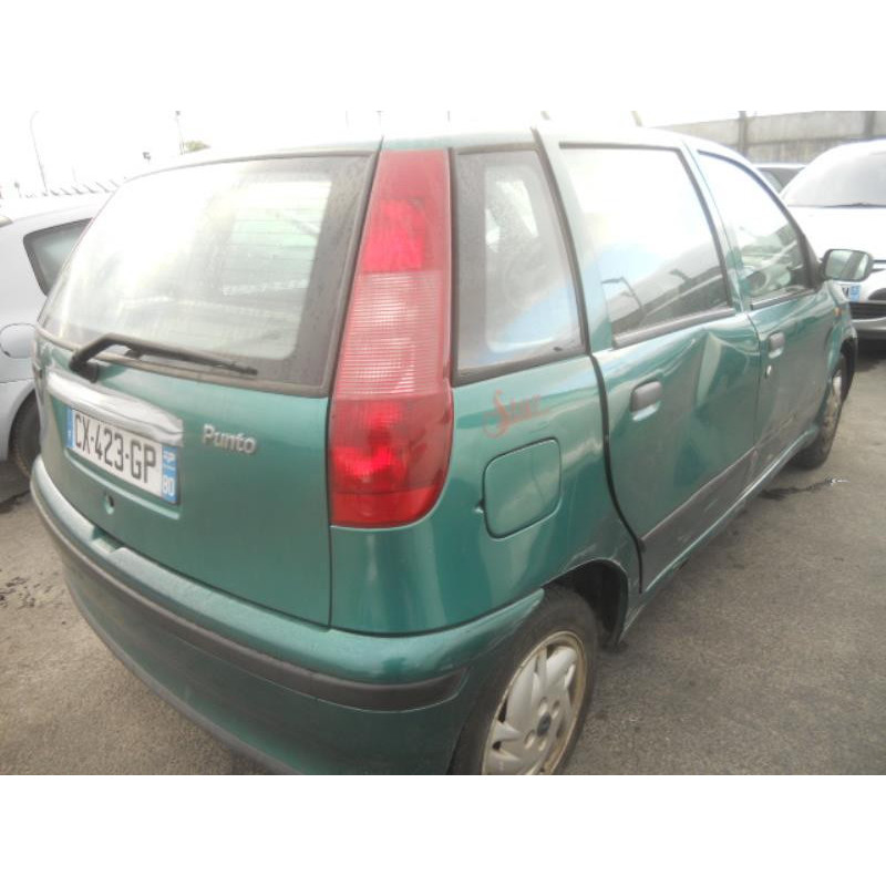 Optique avant secondaire gauche (feux)(clignotant) FIAT PUNTO 1 Photo n°6