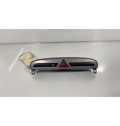 Bouton de warning PEUGEOT 308 1 Photo n°1