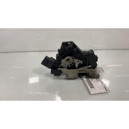 Serrure arriere droit FORD MONDEO 2 Photo n°1