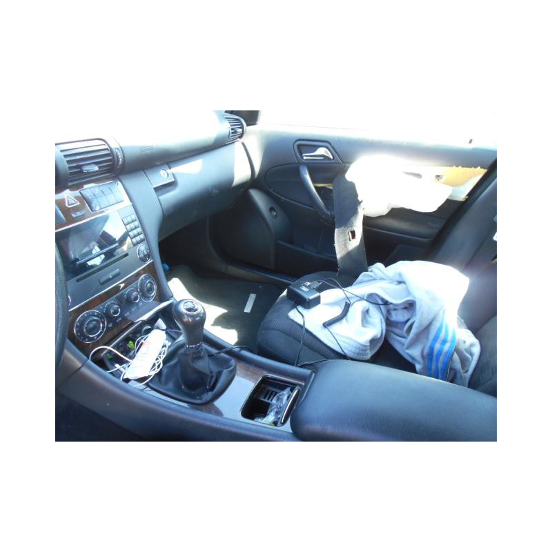 Bouton de warning MERCEDES CLASSE C 203 Photo n°11