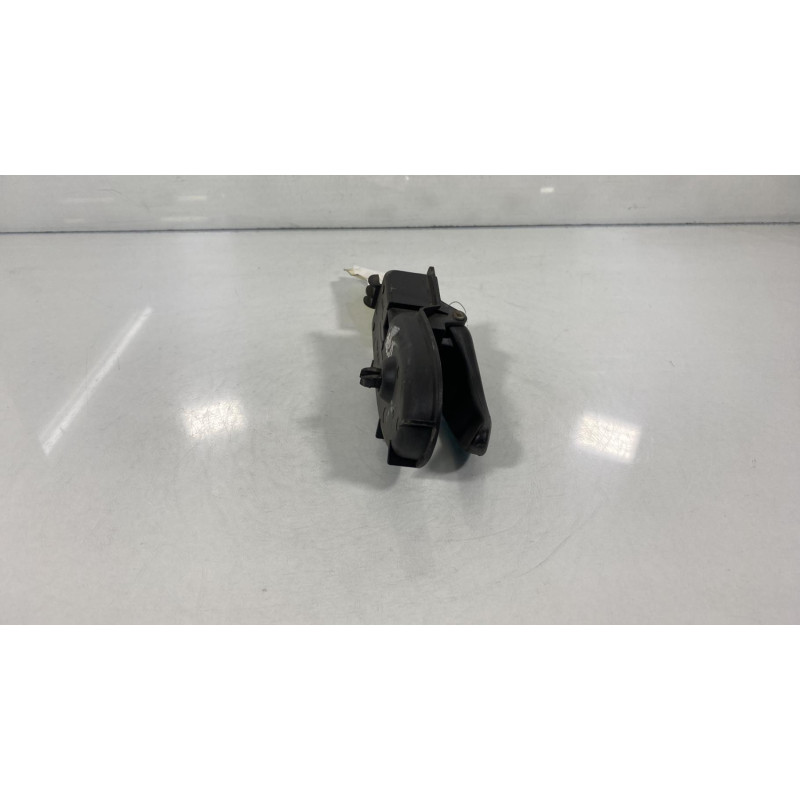 Poignee interieur arriere droit FORD FOCUS 1 Photo n°2