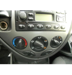 Poignee interieur avant gauche FORD FOCUS 1