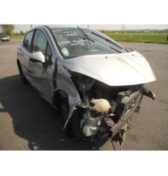 Bras essuie glace avant droit PEUGEOT 207