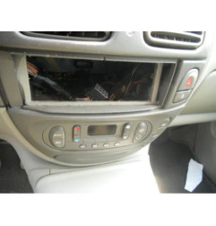 Serrure avant droit RENAULT SCENIC 1