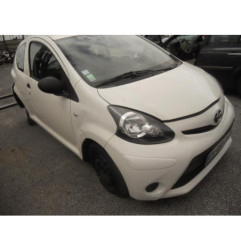 Feu arriere stop central TOYOTA AYGO 1