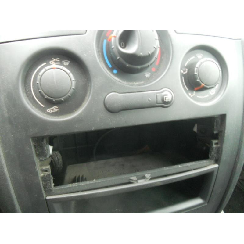 Porte avant droit RENAULT MEGANE 2 Photo n°9