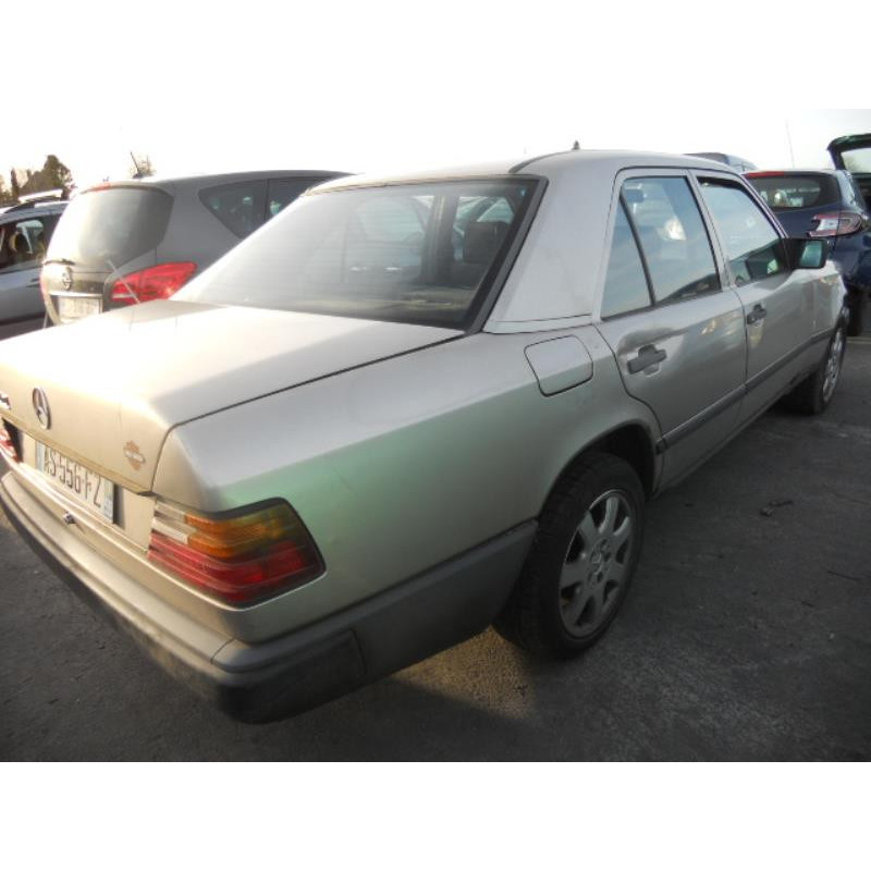 Serrure arriere gauche MERCEDES 300 W124 Photo n°6