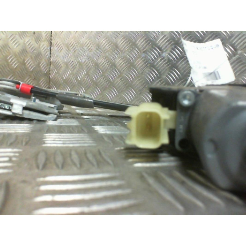 Leve vitre electrique avant droit FORD FIESTA 6 Photo n°2
