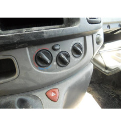 Poignee porte avant gauche RENAULT TRAFIC 2
