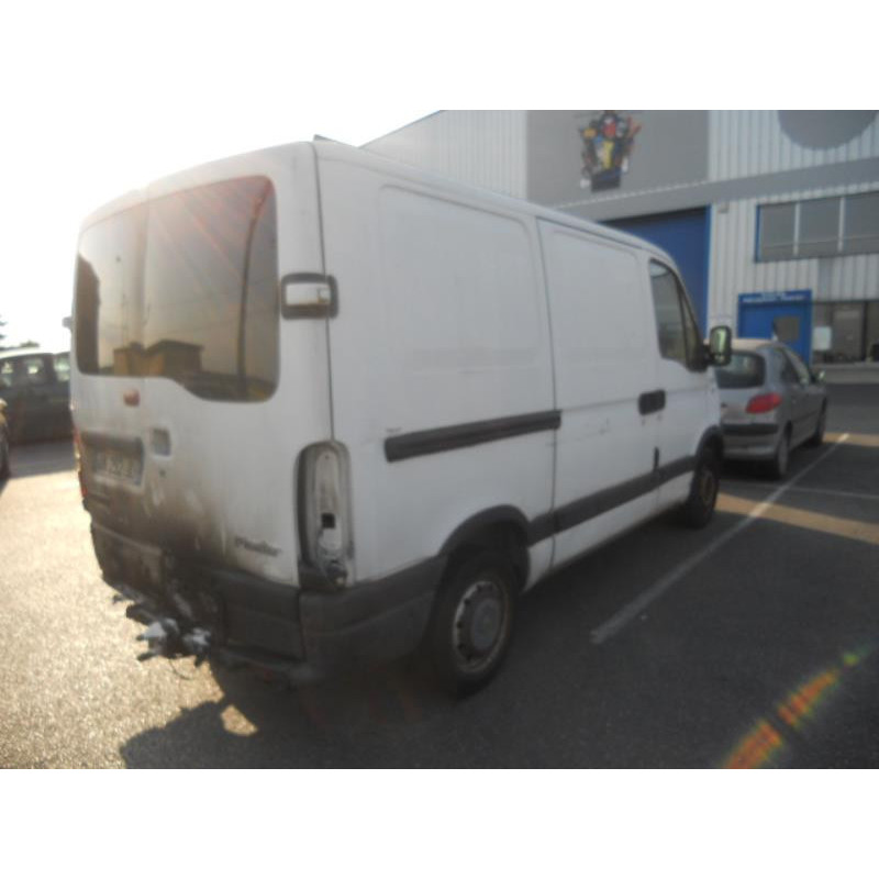 Pare choc avant RENAULT MASTER 2 Photo n°10