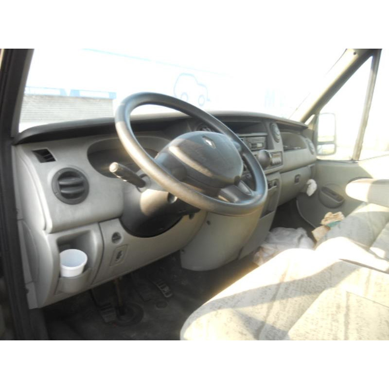 Pare choc avant RENAULT MASTER 2 Photo n°12